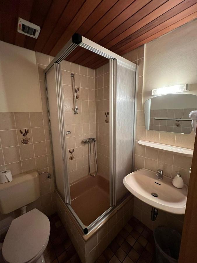 Restaurant Yamas Im Haus Waldesruh Otel Nettetal Dış mekan fotoğraf
